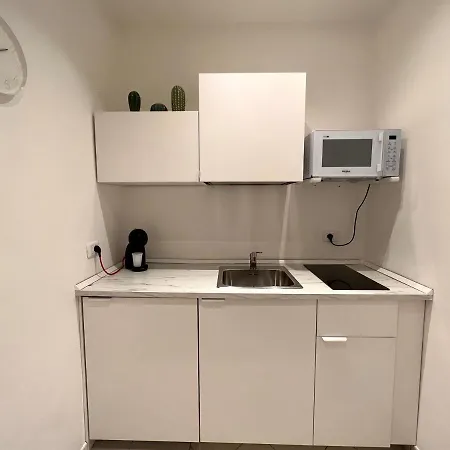 Iv House Rome